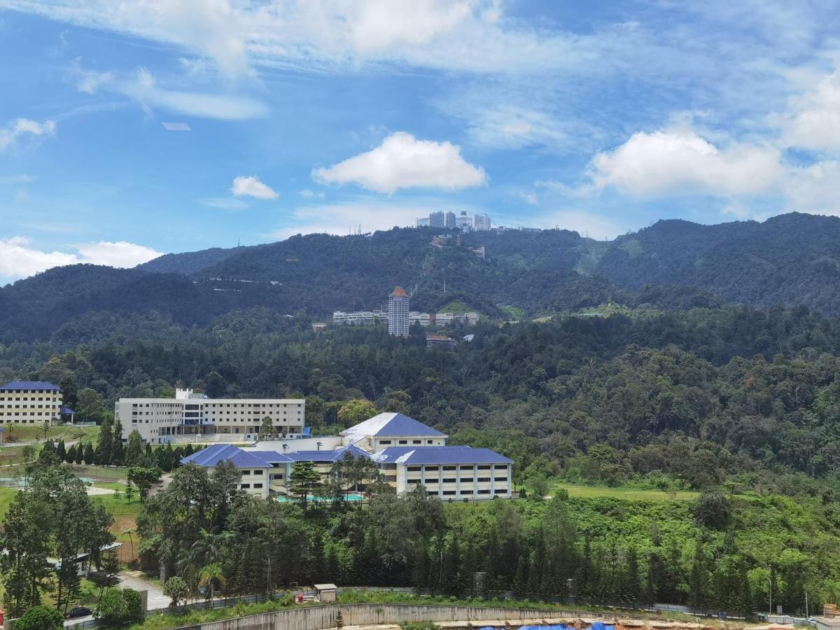 Windmill Upon Hills - Luxurious Sky Villa - 360Skypool - Heated Pool - Mountainous Genting View - Genting Highland By Youreasystay Genting Highlands Luaran gambar